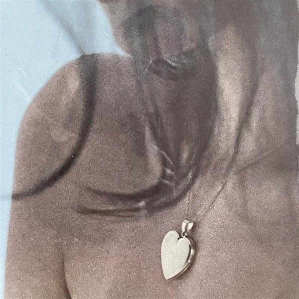 Madison Beer : Locket (LP, Album, Ltd, Mis)